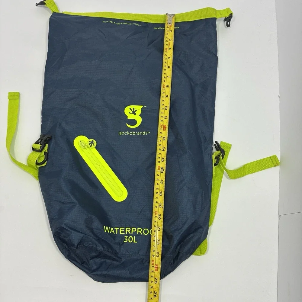 Geckobrands Waterproof 30L Roll Top Daypack Backpack Green/Blue, 1 Pocket Buckle